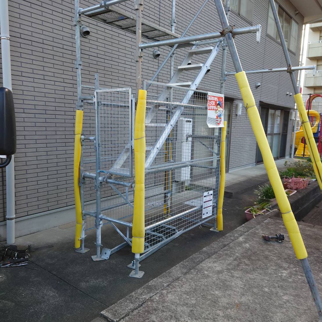 静岡市昇降足場