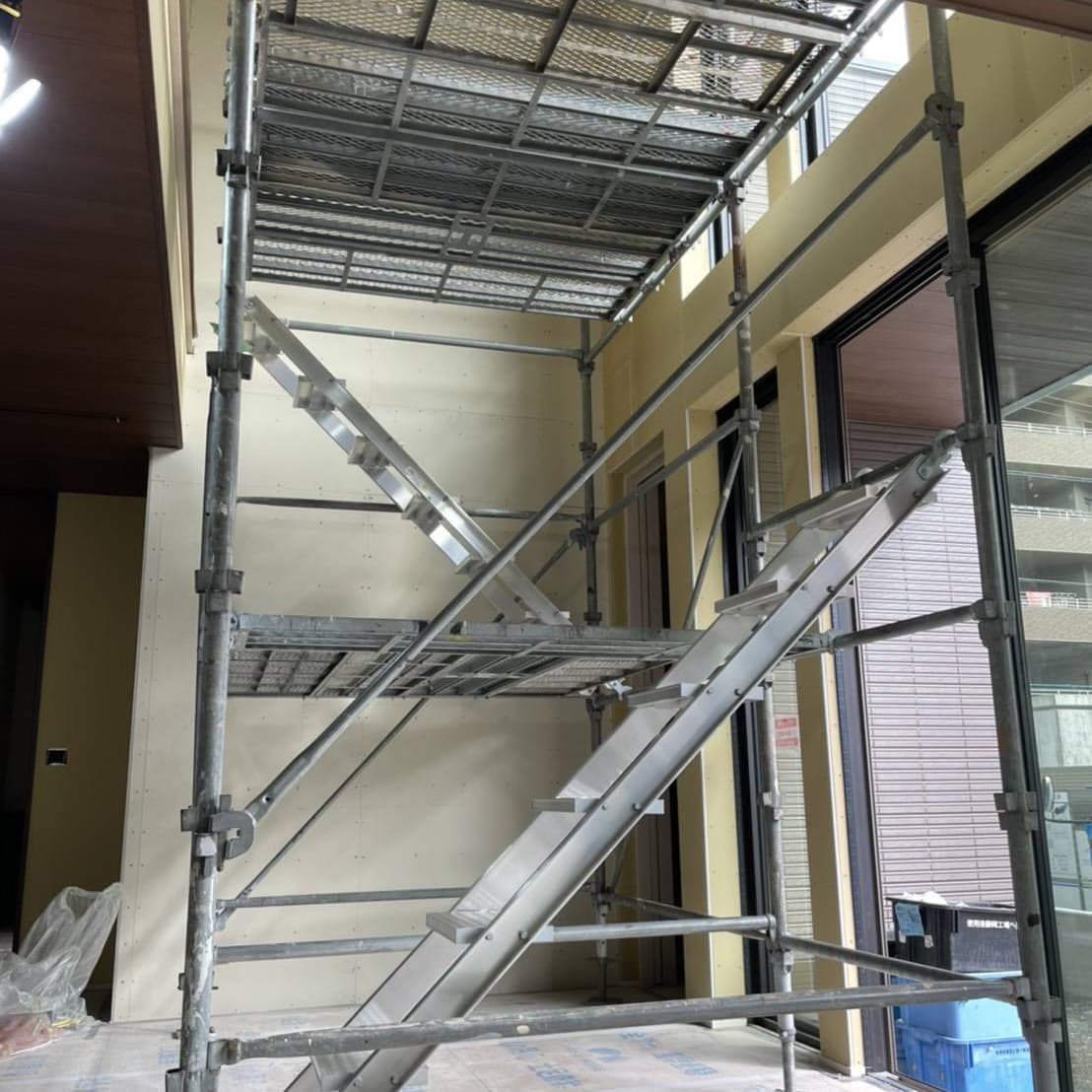 静岡市内部足場